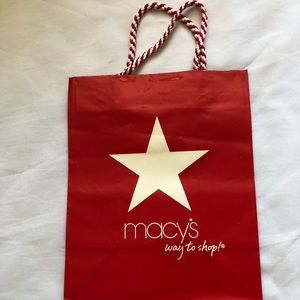 COPY - NEW MACY*S glossy paper red shopping gift bag